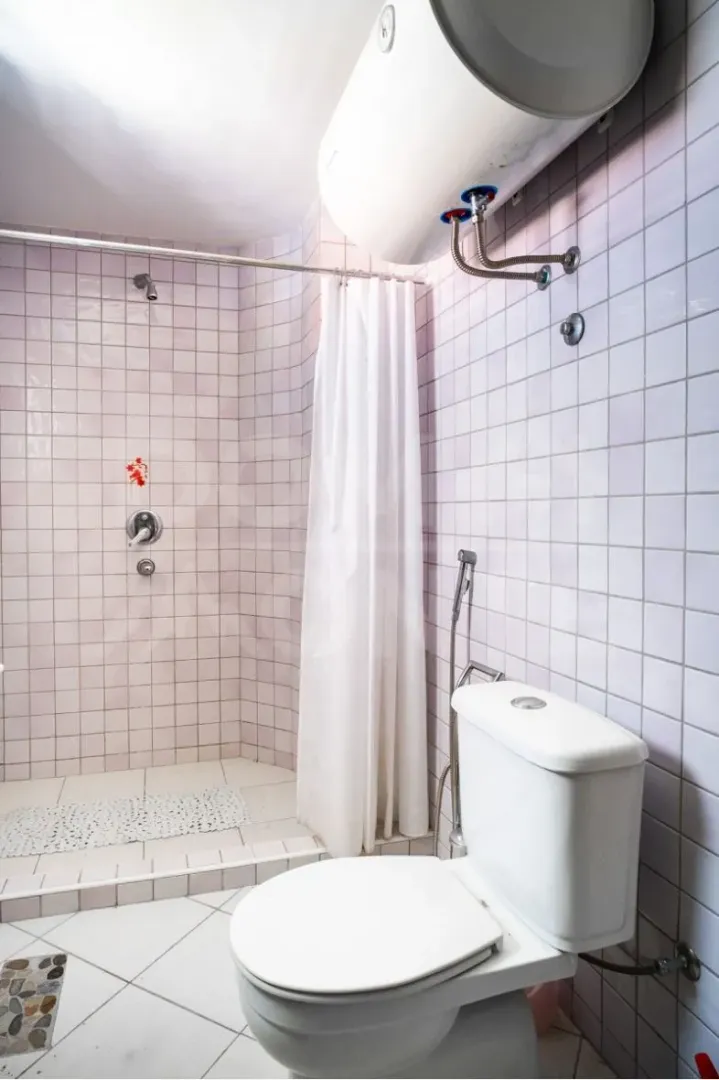 Izdavanje, trosoban stan, 84m², Stari Grad Kotor, Kotor
