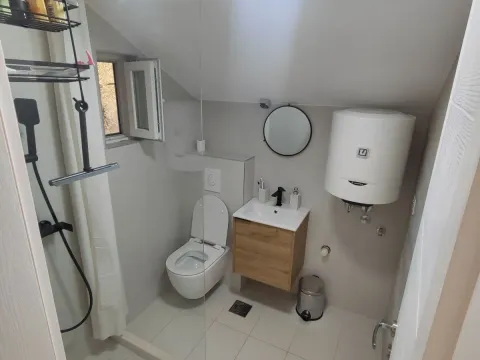 Rent, one bedroom apartment, 42m², Kavač, Kotor - image 5