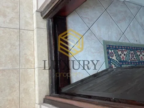 Prodaja, kuća, 300m², Stari Aerodrom, Podgorica - image 7