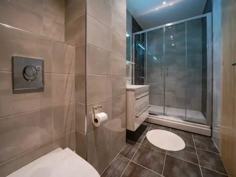 Prodaja, dvosoban stan, 96m², Bečići, Budva - image 8