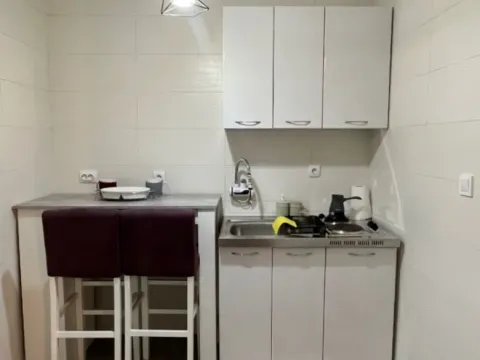 Stan-na-dan, garsonjera, 31m², Bar, Crna Gora - image 2