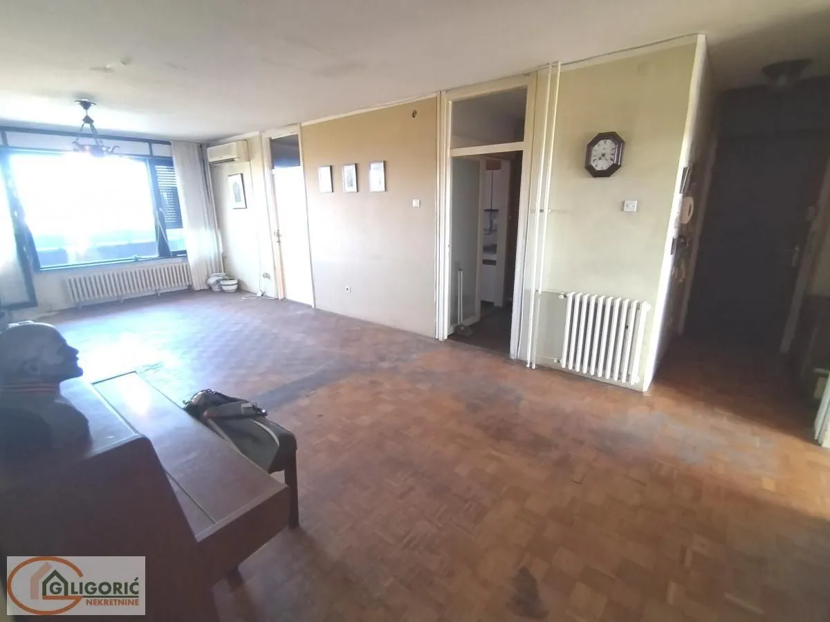 Sale, four bedroom apartment, 110m², Voždovačka Crkva, Voždovac Sve Podlokacije