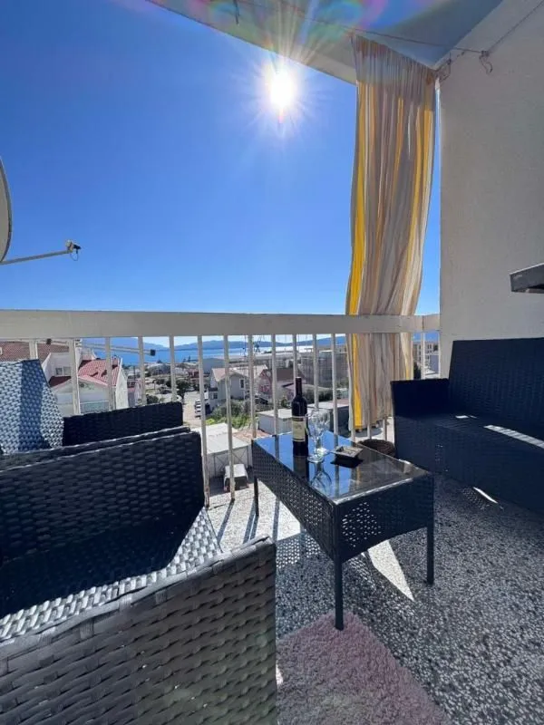 Prodaja, trosoban stan, 100m², Bijela, Herceg Novi