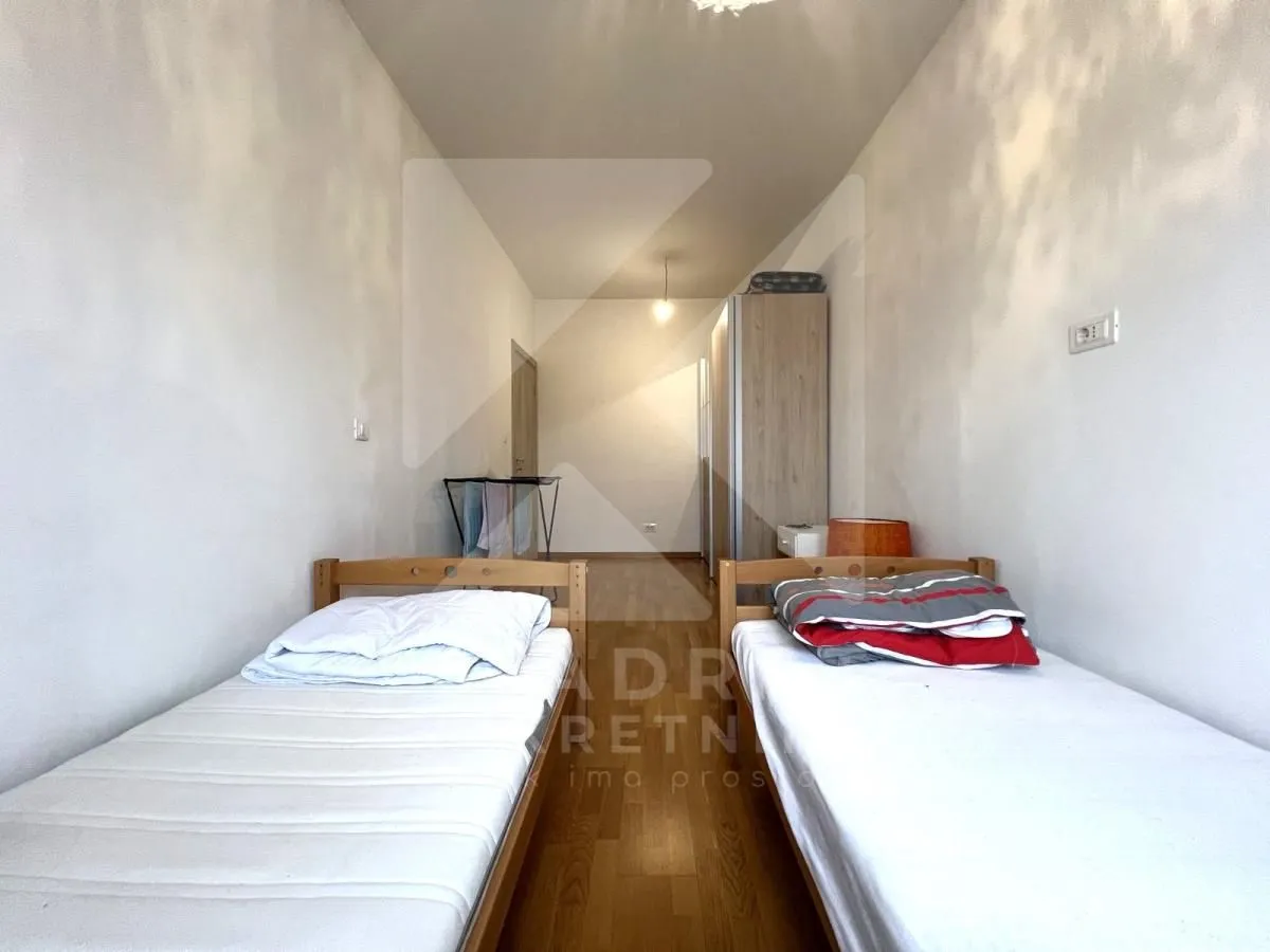 Izdavanje, dvosoban stan, 80m², Stari Aerodrom, Podgorica