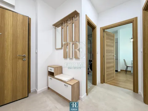 Izdavanje, jednosoban stan, 50m², City Kvart, Podgorica - image 5