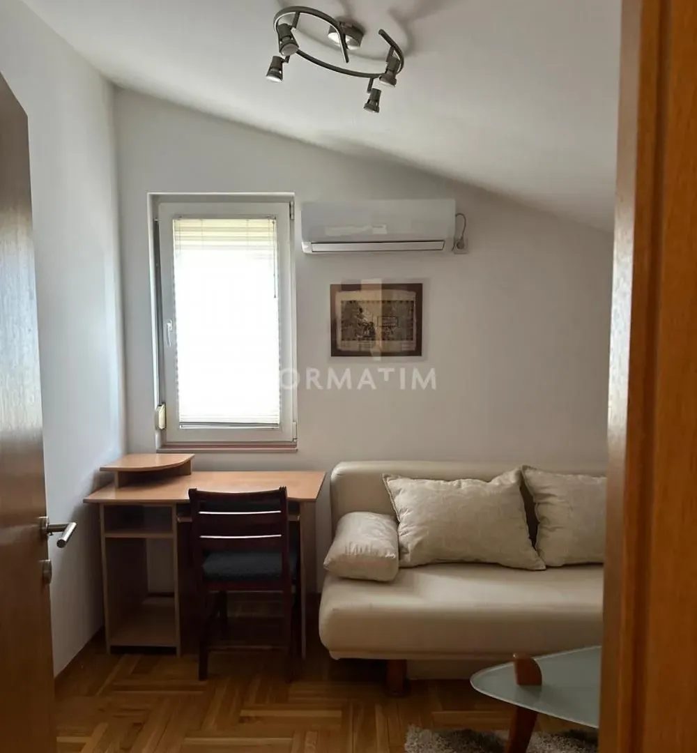 Izdavanje, trosoban stan, 80m², Trošarina, Voždovac Sve Podlokacije