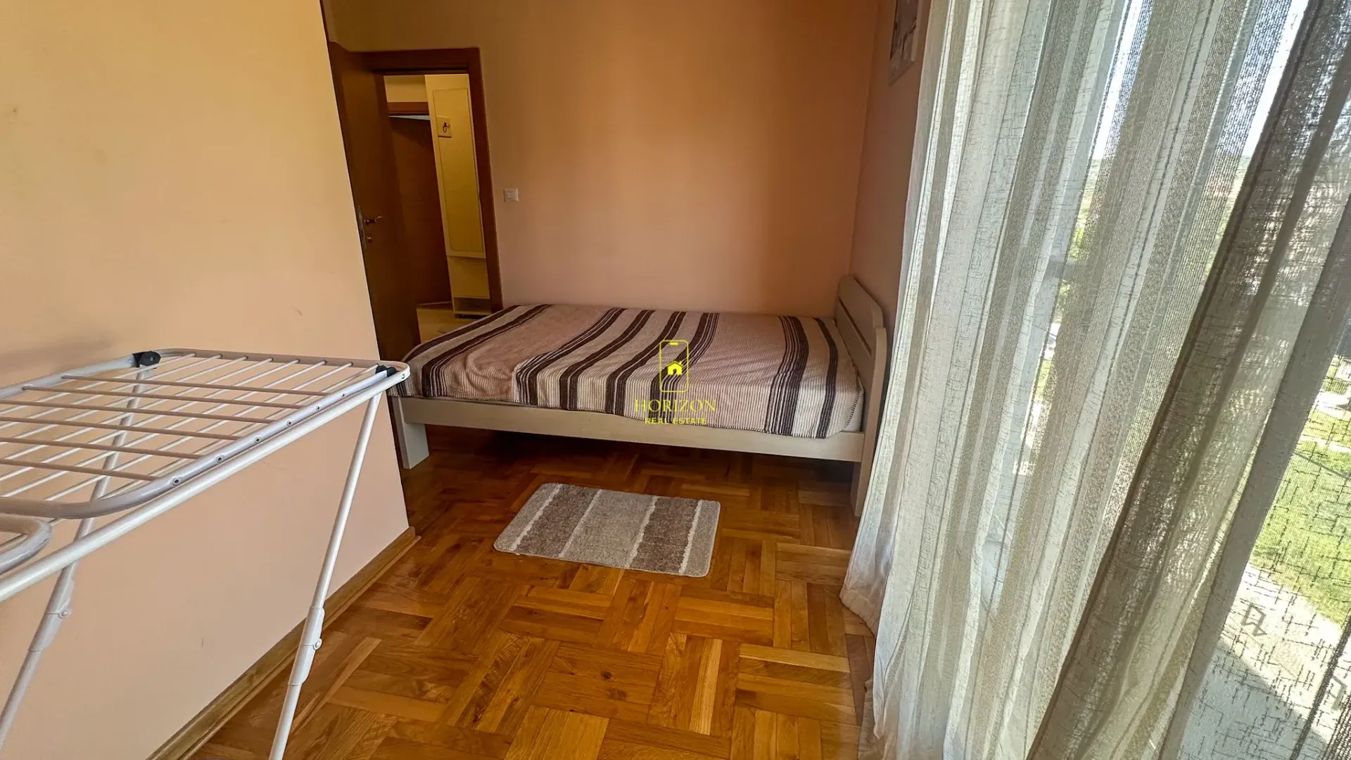 Rent, one bedroom apartment, 35m², Nova Dalmatinska, Podgorica