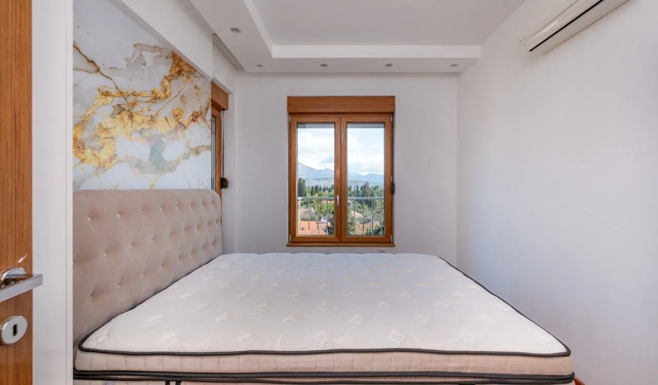 Rent, four bedroom apartment, 140m², Podgorica, Crna Gora