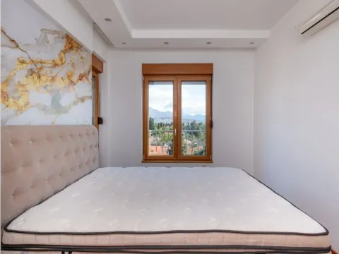 Rent, four bedroom apartment, 140m², Podgorica, Crna Gora - image 13