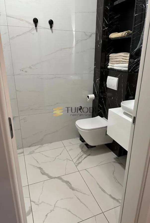 Prodaja, jednosoban stan, 42m², Petrovaradin, Novi Sad