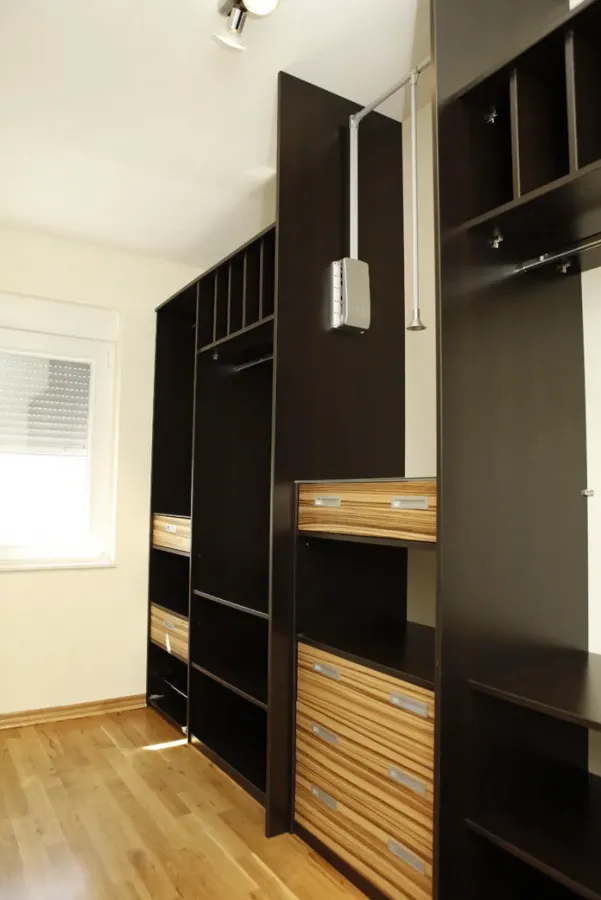 Sale, house, 306m², Podgorica, Crna Gora
