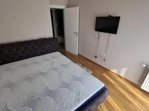 Izdavanje, trosoban stan, 70m², Sajmište, Novi Sad - image 10