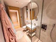 Sale, one bedroom apartment, 106m², Porto Montenegro, Tivat - image 17