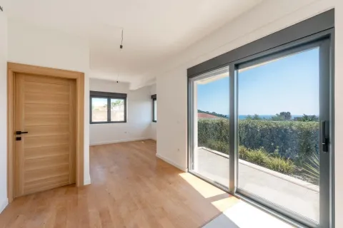 Prodaja, jednosoban stan, 49m², Petrovac, Budva - image 5