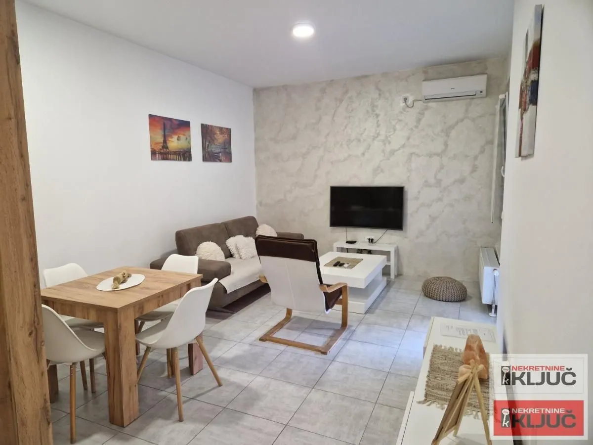 Sale, two bedroom apartment, 41m², Salajka, Novi Sad Sve Podlokacije