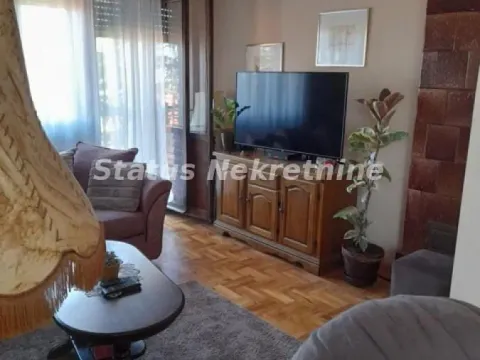 Prodaja, kuća, 190m², Sremska Kamenica, Petrovaradin - image 11