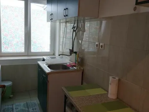 Izdavanje, jednosoban stan, 32m², Centar, Novi Sad - image 5