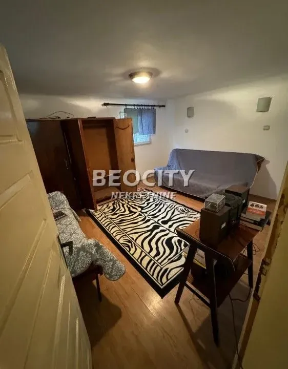 Prodaja, jednosoban stan, 35m², Žarkovo, Beograd