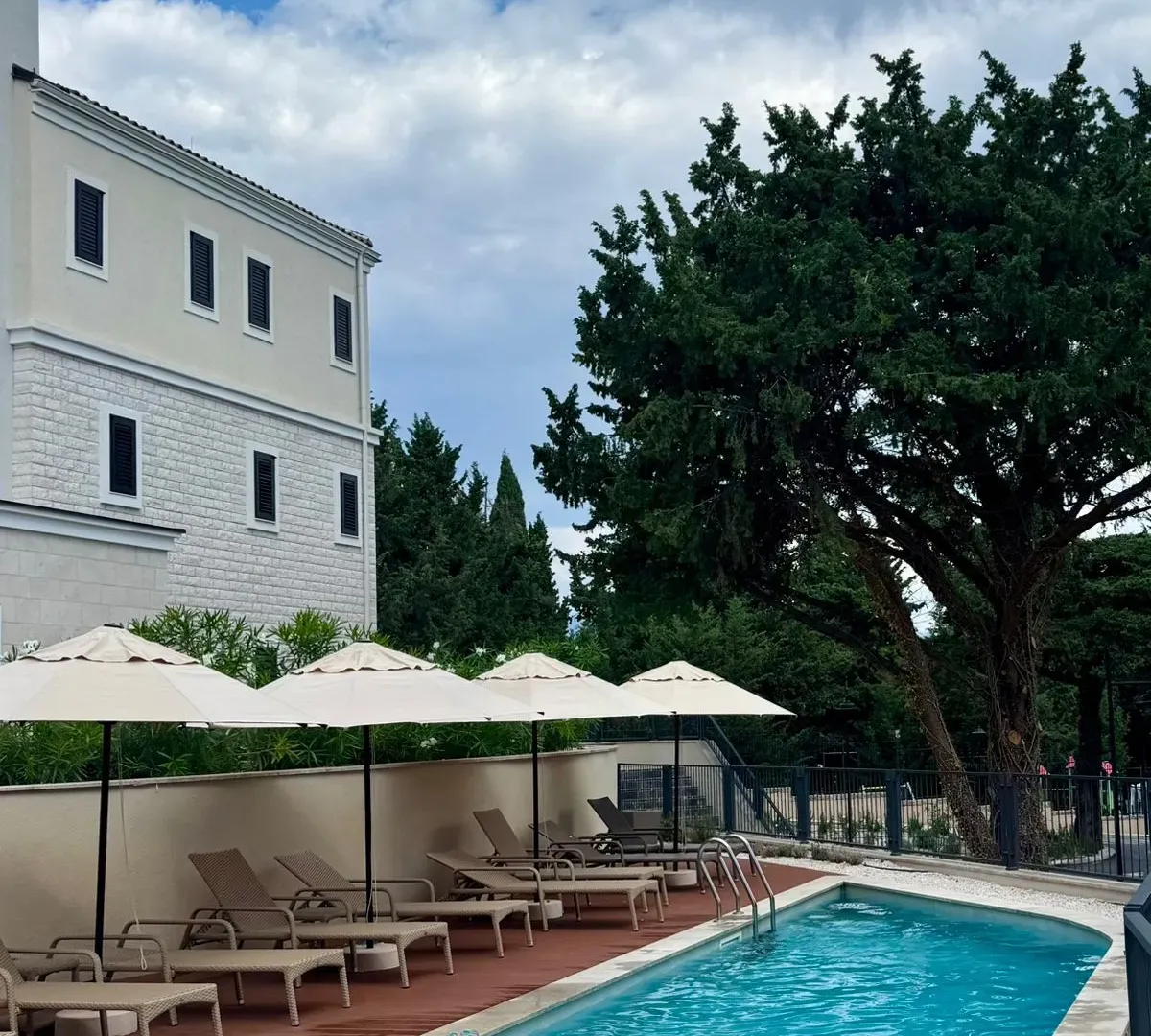 Prodaja, dvosoban stan, 86m², Luštica Bay, Tivat