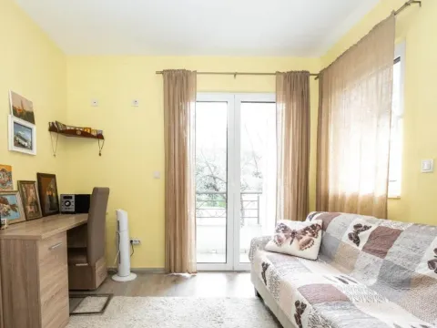 Sale, two bedroom apartment, 64m², Budva, Crna Gora - image 11