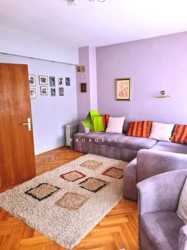 Sale, house, 400m², Pantelej, Niš
