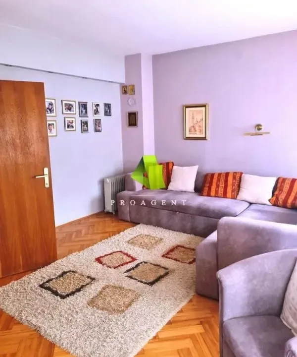 Prodaja, kuća, 400m², Pantelej, Niš