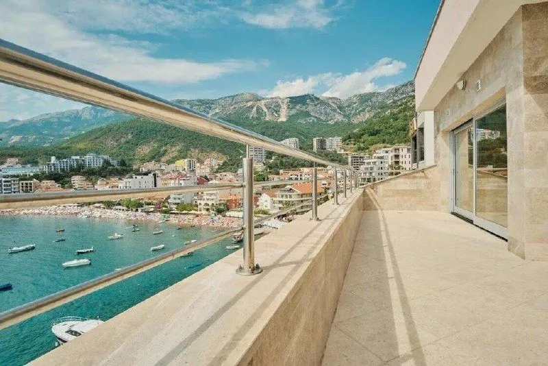 Sale, apartment, 350m², Rafailovići, Budva