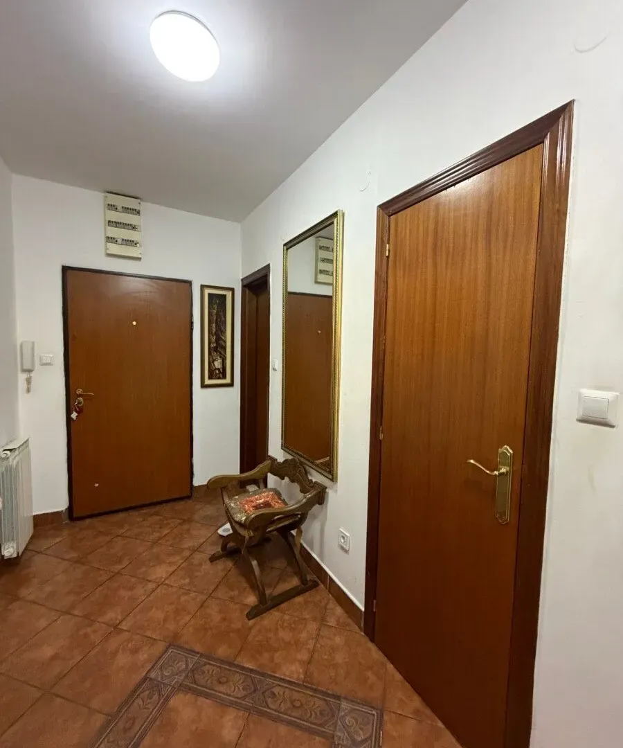 Prodaja, trosoban stan, 90m², Preko Morače, Podgorica