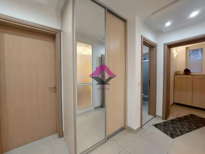 Izdavanje, kuća, 142m², Banovo Brdo, Beograd