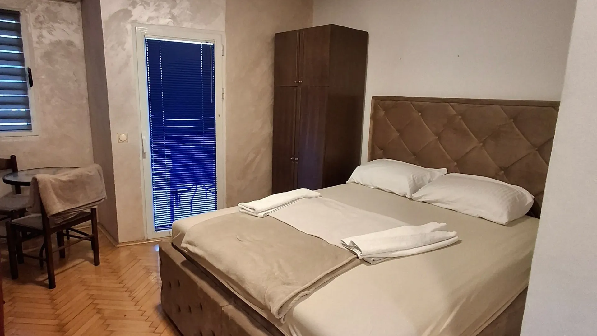 Stan-na-dan, garsonjera, 25m², Podkošljun, Budva