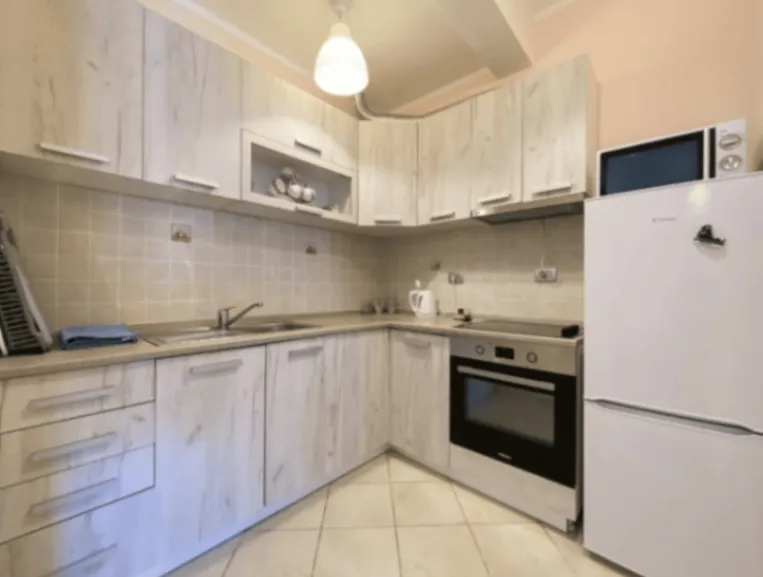Rent, three bedroom apartment, 100m², Centar, Budva