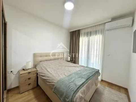 Izdavanje, jednosoban stan, 47m², City Kvart, Podgorica - image 4