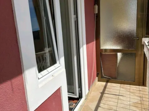 Sale, one bedroom apartment, 47m², Petrovac, Budva - image 9