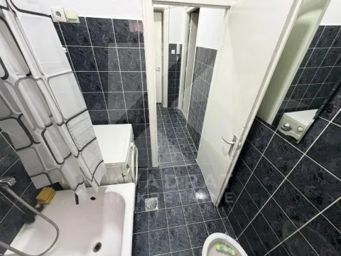 Izdavanje, garsonjera, 27m², Centar, Podgorica - image 6