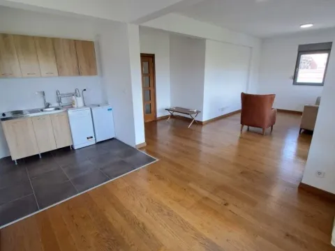 Rent, office space, 80m², Zabjelo, Podgorica - image 1