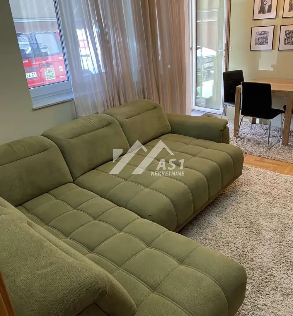 Izdavanje, jednosoban stan, 40m², Salajka, Novi Sad Sve Podlokacije