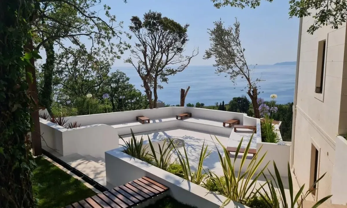 Prodaja, kuća, 300m², Reževići, Budva