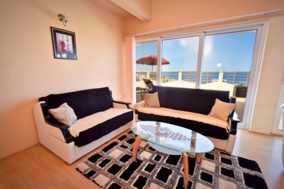 Rent, three bedroom apartment, 200m², Dobre Vode, Bar