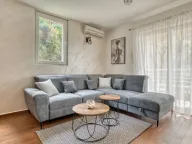Izdavanje, jednosoban stan, 51m², Rafailovići, Budva - image 10