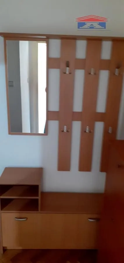 Izdavanje, jednosoban stan, 41m², Detelinara, Novi Sad Sve Podlokacije