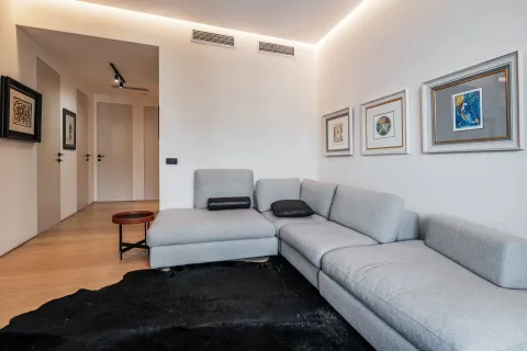 Sale, three bedroom apartment, 79m², Bečići, Budva - image 8