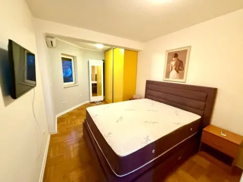 Izdavanje, jednosoban stan, 56m², Preko Morače, Podgorica - image 7