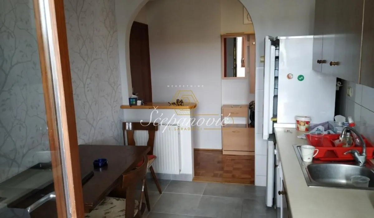 Prodaja, dvosoban stan, 63m², Grbavica, Novi Sad Sve Podlokacije