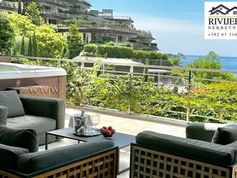 Sale, two bedroom apartment, 159m², Centar, Budva - image 2