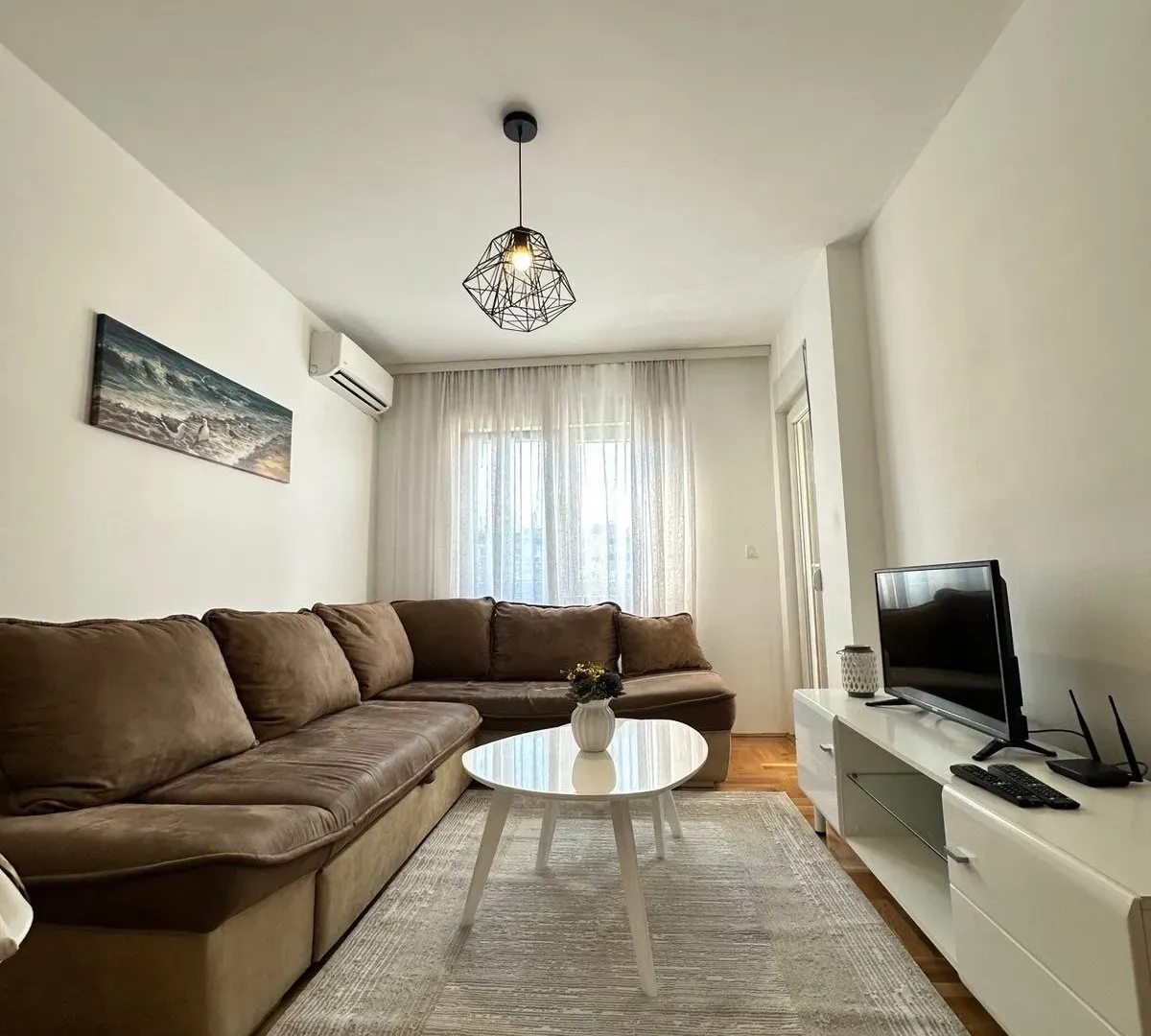 Izdavanje, jednosoban stan, 40m², Ljubović, Podgorica