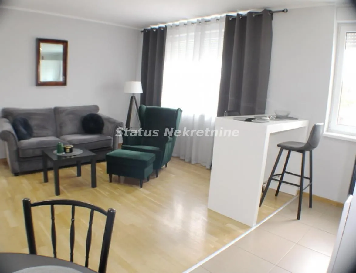 Prodaja, jednosoban stan, 50m², Sremska Kamenica, Petrovaradin