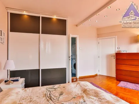 Izdavanje, trosoban stan, 156m², Dubovica, Budva - image 24