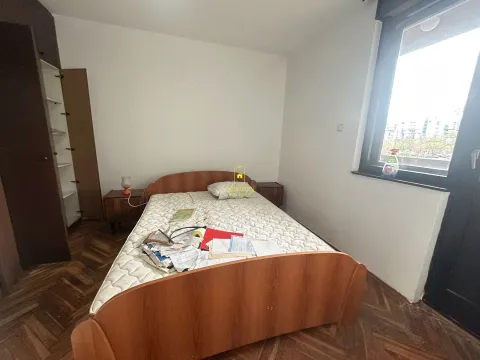 Prodaja, trosoban stan, 93m², Blok 6, Podgorica - image 9