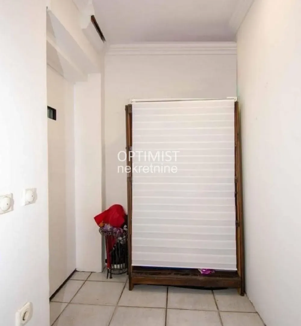 Prodaja, trosoban stan, 110m², Stari Grad, Beograd