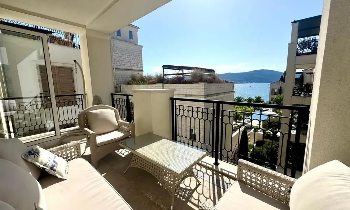 Sale, two bedroom apartment, 115m², Porto Montenegro, Tivat